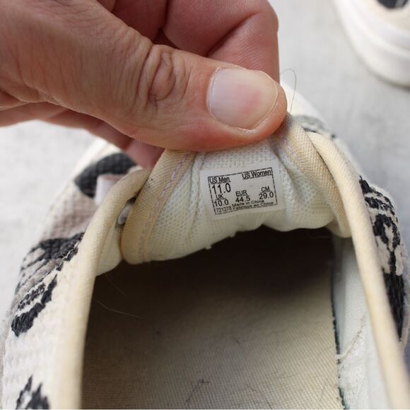 Vans Authentic 44 Dx Anaheim Factory Needlepoint Skulls Mens Size 11 - Picture 5 of 6